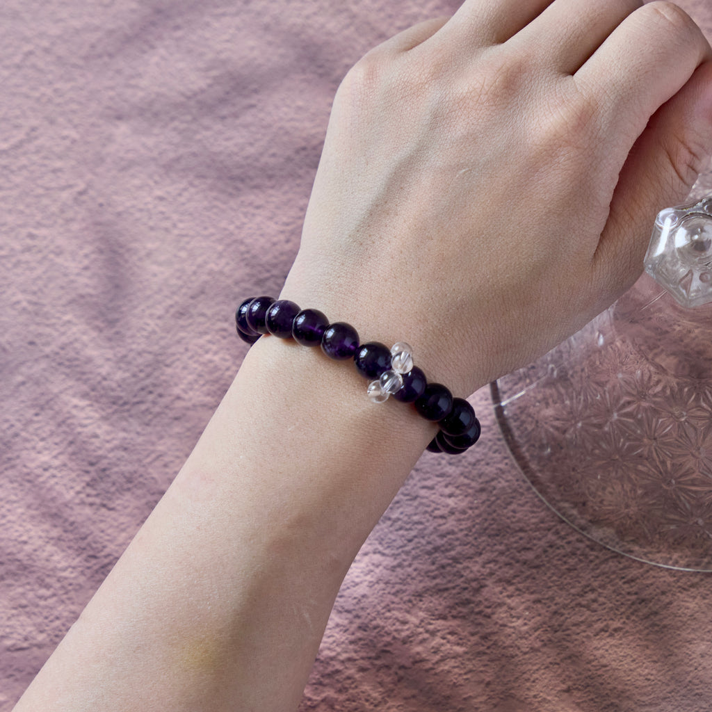 Midnight Violet – Amethyst Bracelet with Clear Quartz Accent | Calm · Intuition · Protection