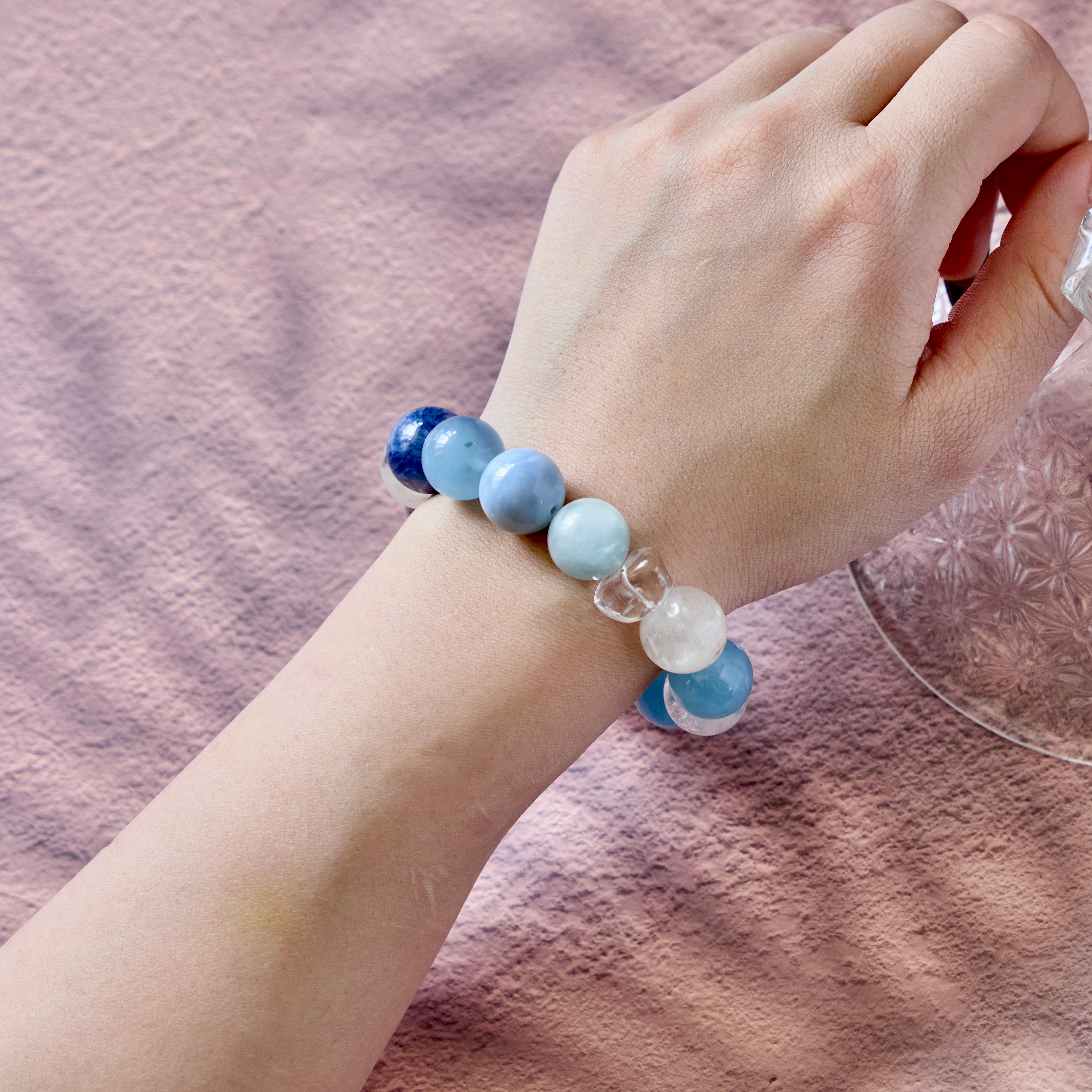 Ocean Whisper – Aquamarine & Clear Quartz Bracelet | Calm · Clarity · Communication